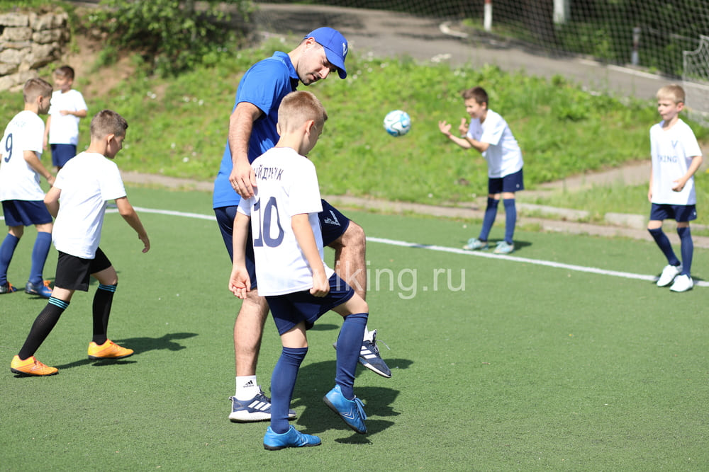 115 football camp3 r